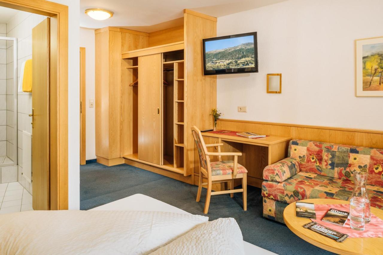 Hotel Wiese Sankt Leonhard im Pitztal Bagian luar foto